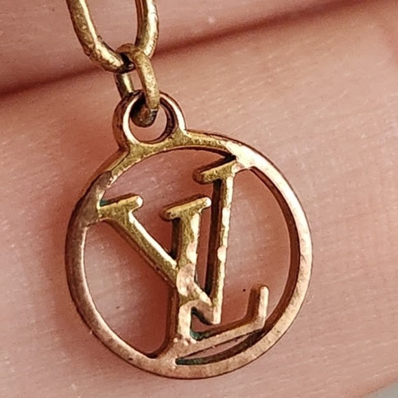 Beautiful Lv Bracelet!! - Picture 8 of 9